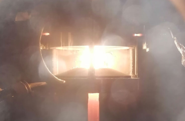 電子束區(qū)域熔煉爐（提純制備單晶）圓滿完成