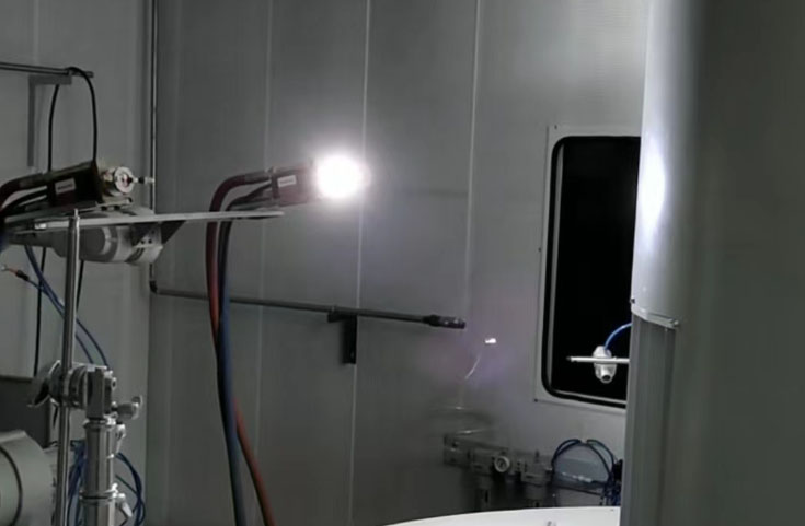 鈦鍋等離子體噴涂設(shè)備點(diǎn)火成功